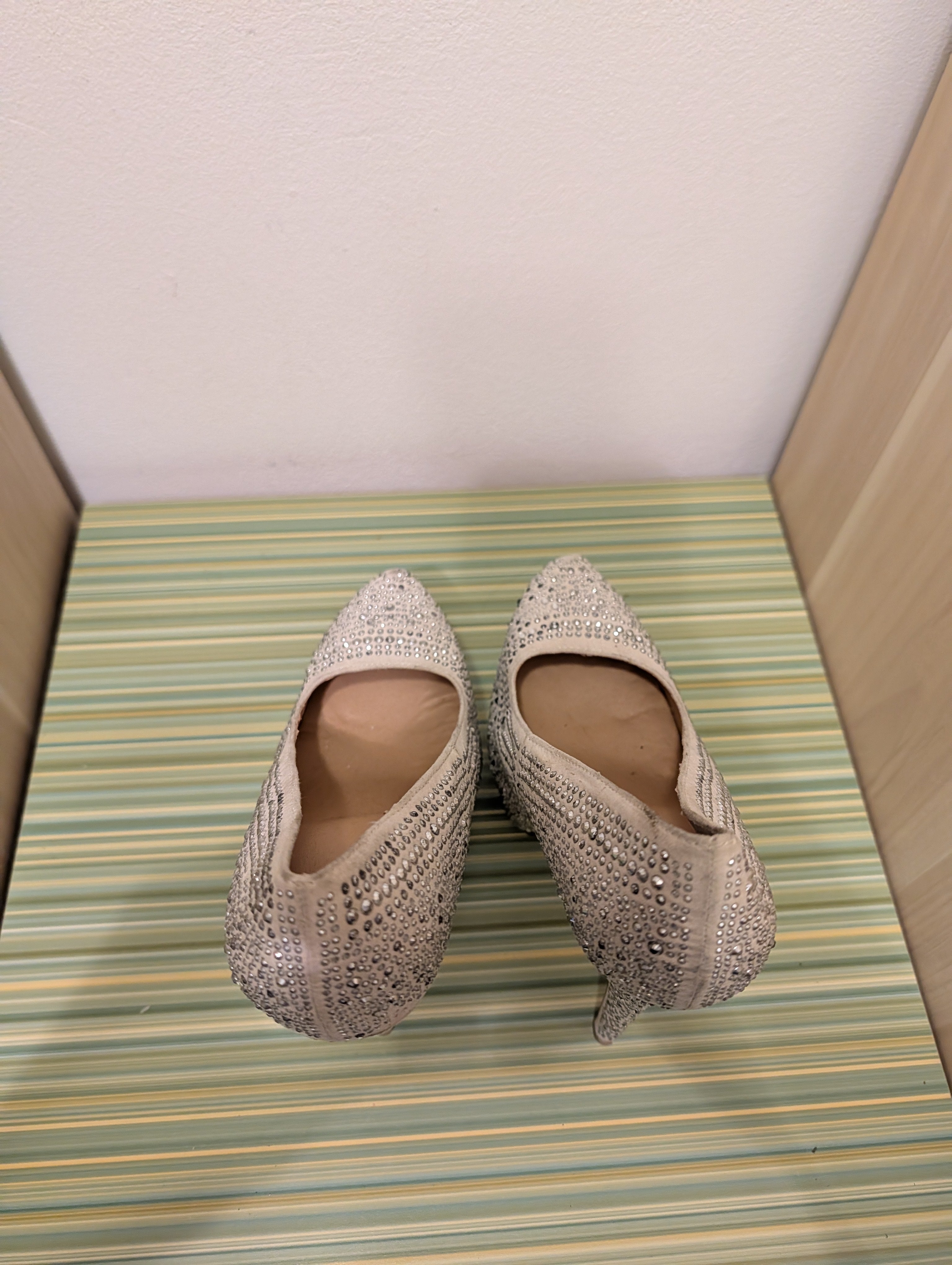 Buty na obcasie srebrne kryształki platforma 38 - góra wnętrze