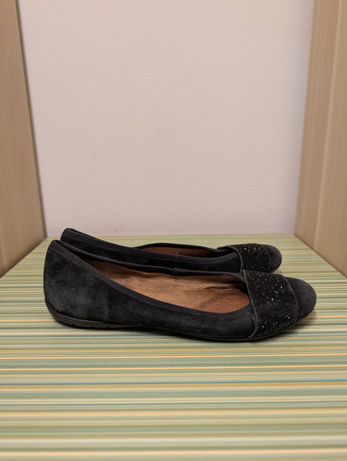 Baleriny 5th Avenue czarne zamszowe 36 - bok para