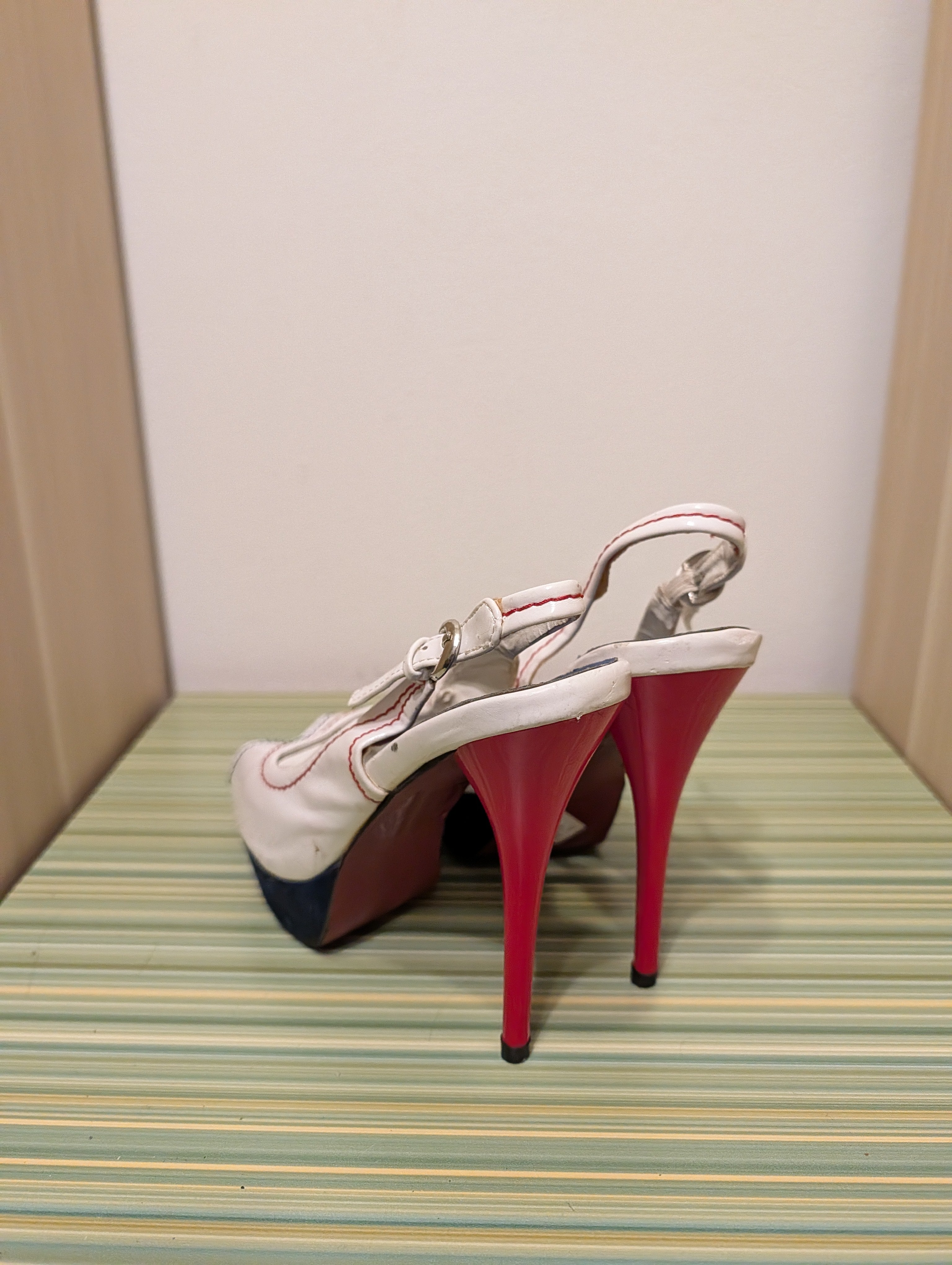 Sandaly Better biale 37 - tyl slingback czerwona szpilka