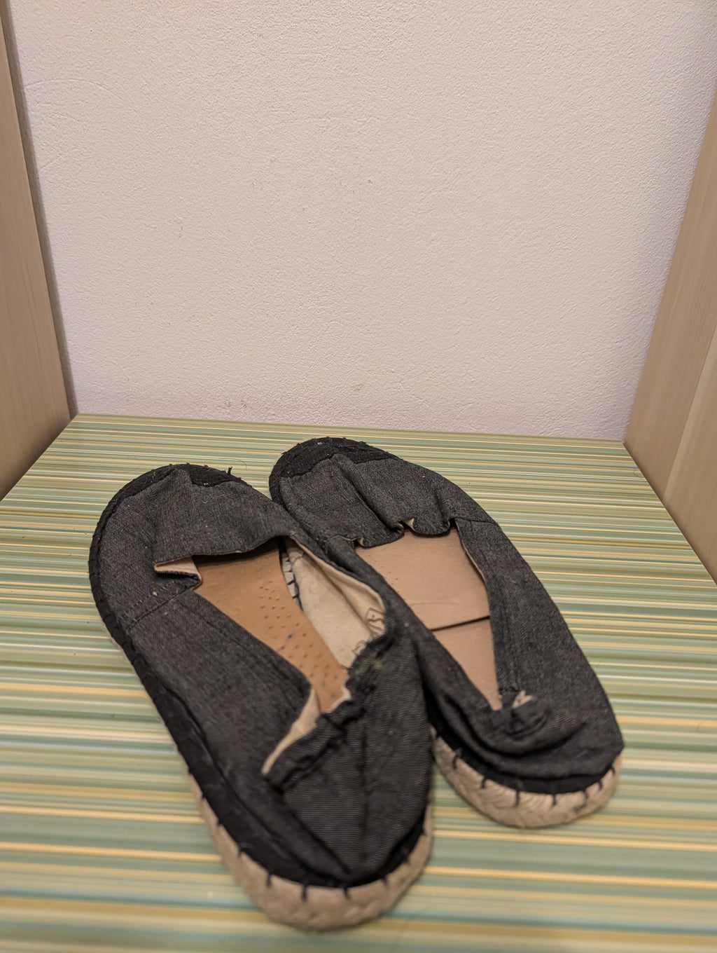 Espadryle czarne jeansowe 41 - gora para nosek