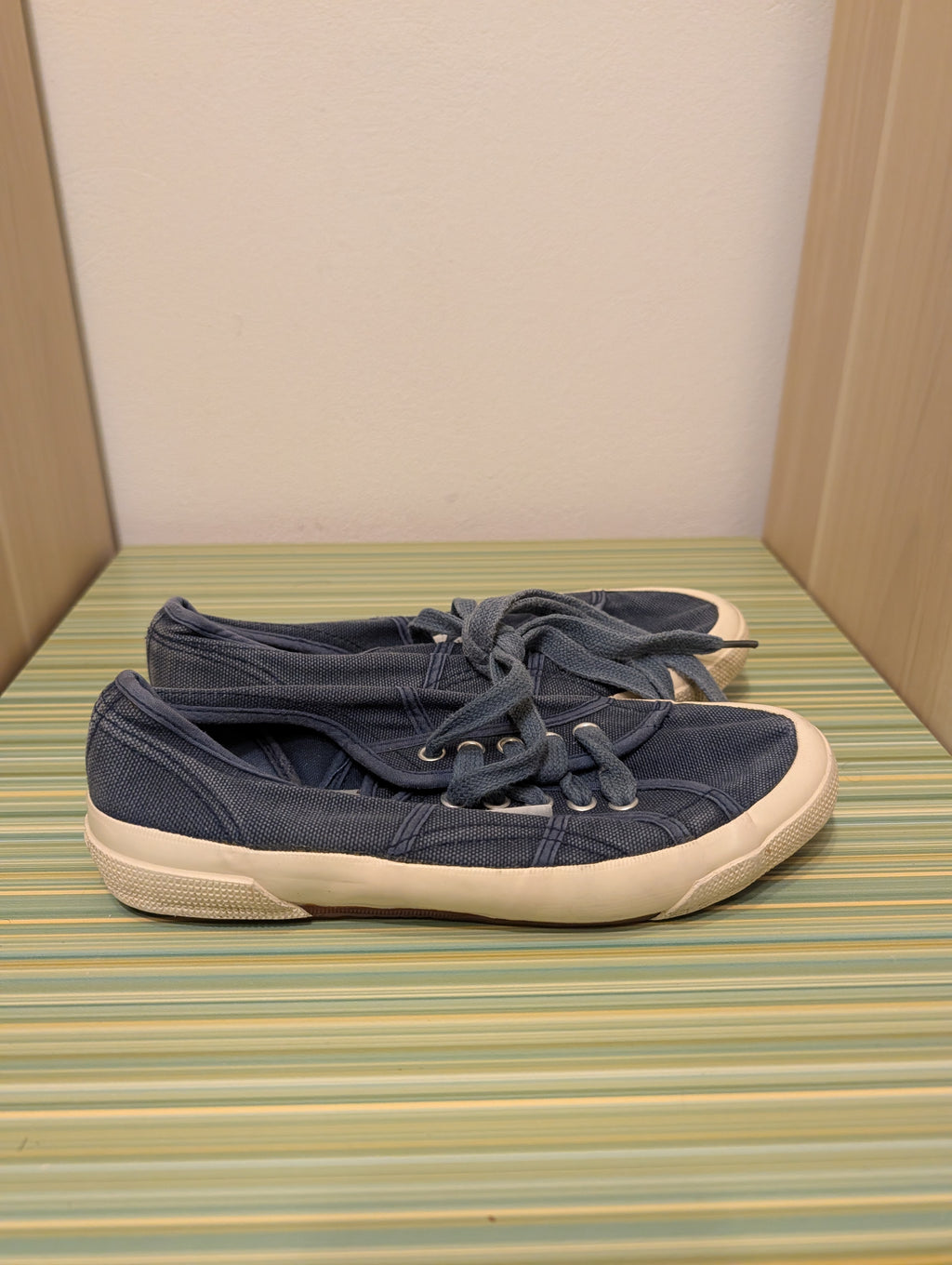 Tenisowki Superga granatowe 38 - bok lewy para